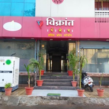 Hotel Vikrant Palace Solāpur Exterior foto